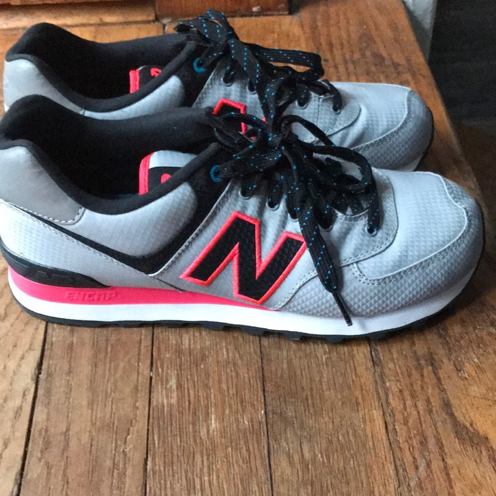 Women’s New Balance  574